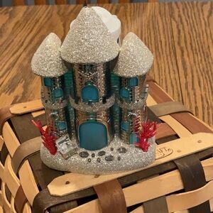 NWT bath and body works wallflower